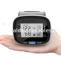 ISO13485 21.5cm Wrist Blood Pressure Monitor Oscillographic With Pulse Oximeter